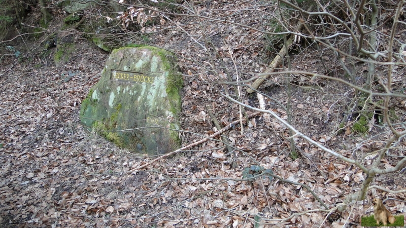 Ritterstein Nr. 251-05 Hecker-Brücke.JPG - Ritterstein Nr.251 Hecker-Brücke